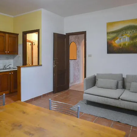 Διαμέρισμα Awesome In With Kitchen